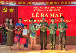 Mô hình “Con nuôi Công an xã” điểm tựa nhân văn cho trẻ em có hoàn cảnh khó khăn xã Nha Bích