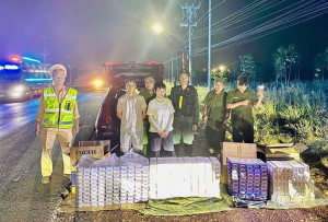 Công an xã Nha Bích phối hợp bắt giữ vụ vận chuyển gần 3.000 bao thuốc lá lậu trong đêm