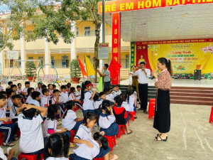 Tổ chức tuyên tuyền ý nghĩa Tết cổ truyền tại Trường tiểu học Nha Bích