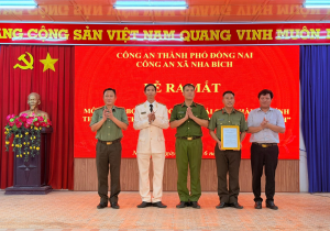 Công an xã Nha Bích ra mắt mô hình “Bộ phận Một cửa cải cách hành chính kiểu mẫu” theo tiêu chí “3 Nhất”