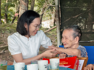 Ấm áp những lời chúc thọ, mừng thọ người cao tuổi tại xã Nha Bích