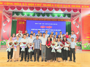 Lãnh đạo xã Nha Bích tổ chức gặp mặt, chia tay người hoạt động  không chuyên trách xã