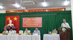 Đại biểu HĐND tỉnh và địa phương tiếp xúc cử tri trước kỳ họp HĐND các cấp