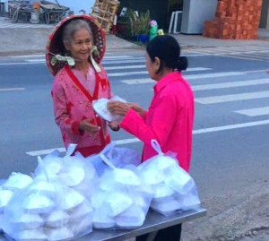 Chi hội Phụ nữ ấp Vĩnh Tuy vận động triển khai “Bữa ăn 0 đồng”