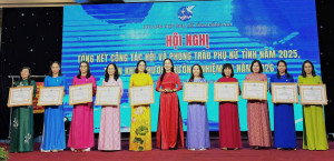Hội LHPN xã Nhơn Trạch được Trung ương Hội tặng Bằng khen, nhiều tập thể, cá nhân tiêu biểu được tuyên dương