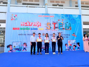 Tổ chức “Ngày hội STEM – Khơi nguồn sáng tạo”  khối các Trường THCS trên địa bàn xã Nhơn Trạch