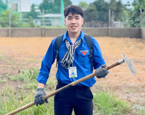 Đảng viên trẻ tình nguyện nhập ngũ, tự hào góp sức trẻ xây dựng quê hương