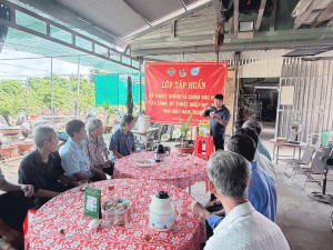 HỘI NÔNG DÂN PHƯỜNG NHƠN TRẠCH TỔ CHỨC LỚP TẬP HUẤN KỸ THUẬT...