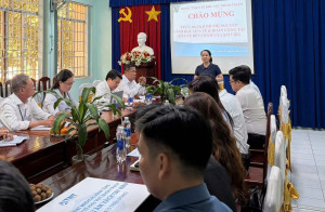Tháo gỡ khó khăn, nâng cao năng lực khám, chữa bệnh tại...