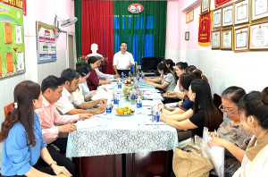 Giám sát việc thực hiện chính sách phát triển giáo dục mầm non ngoài công lập