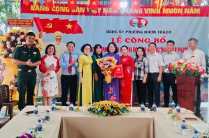 Đảng ủy phường Nhơn Trạch công bố quyết định thành lập Chi bộ Mầm non tư thục Hiệp Phước