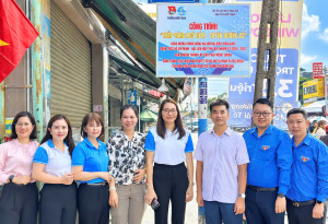 RA MẮT CÔNG TRÌNH “THẮP SÁNG NGÕ HẺM - TUYẾN ĐƯỜNG CỜ”