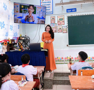 Trường Tiểu học–THCS Long Tân đẩy mạnh ứng dụng công nghệ và AI trong dạy học