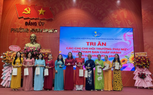 Họp mặt kỷ niệm 96 năm Ngày thành lập Hội Liên hiệp Phụ nữ...