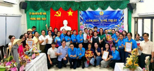 SẮC HOA THÁNG 10 – TÔN VINH PHỤ NỮ VIỆT NAM
