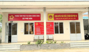 UBND xã Phú Hòa công bố bộ thủ tục hành chinh