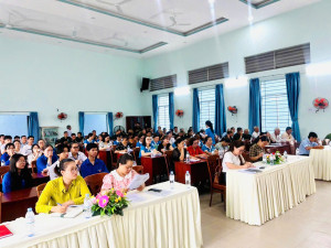 Uỷ ban MTTQ Việt Nam xã Phú Hoà tổ chức hội nghị lấy ý kiến góp ý dự thảo Văn kiện Đại hội Đảng bộ lần thứ I nhiệm kỳ 2025 – 2030 và các văn kiện Đại hội cấp trên trong toàn hệ thống Mặt trận.