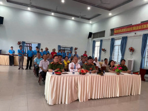 7 giờ sáng ngày 15/3, các điểm bỏ phiếu của xã Phú Hòa đồng loạt khai mạc