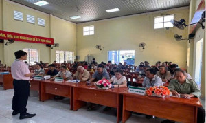 NGÂN HÀNG CHÍNH SÁCH XÃ HỘI  VĨNH CỬU TỔ CHỨC GIAO DỊCH TẠI XÃ PHÚ LÝ
