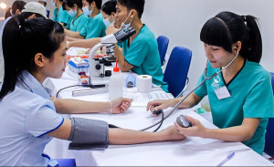 KHÁM SỨC KHỎE ĐỊNH KỲ HOẶC KHÁM SÀNG LỌC MIỄN PHÍ ÍT NHẤT MỖI NĂM MỘT LẦN CHO NGƯỜI DÂN TRÊN ĐỊA BÀN XÃ PHÚ LÝ NĂM 2026