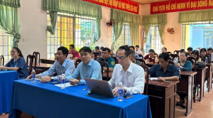Trên 40 cán bộ phụ trách công tác kiểm tra, giám sát thuộc các Chi, Đảng bộ trực thuộc Đảng ủy xã tham dự lớp bồi dưỡng nghiệp vụ chuyên sâu về công tác kiểm tra, giám sát năm 2025