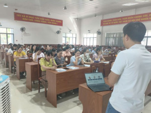 TỔ CHỨC TẬP HUẤN DỰ ÁN III-b TRÊN ĐỊA BÀN XÃ PHƯỚC AN “PHÁT HIỆN SỚM RỐI LOẠN PHÁT TRIỂN Ở TRẺ EM”