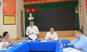 Kiểm tra, rà soát lại hồ sơ và các quy định pháp lý hướng dẫn công dân thực hiện các quyền đúng quy định pháp luật