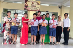Phước An: Tổng kết mô hình “Heo đất cùng bạn đến trường” năm học 2025 – 2026