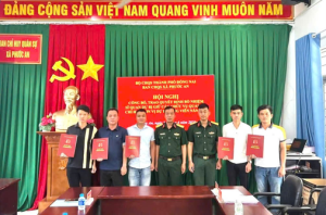 Ban Chỉ huy Quân sự xã Phước An công bố, trao quyết định bổ nhiệm cho 11 sĩ quan dự bị năm 2026