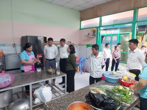 Phước An khảo sát thực tế các cơ sở giáo dục mầm non tư thục trên địa bàn xã