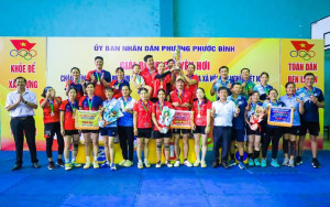 Sôi nổi giải bóng chuyền hơi kỷ niệm 80 năm Cách  mạng Tháng Tám thành công và Quốc khánh 2-9