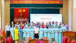 Đảng ủy phường Phước Bình họp mặt Kỷ niệm 95 năm Thành lập Hội Liên hiệp Phụ nữ Việt Nam