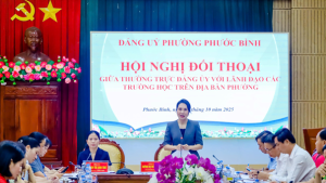 Hội nghị đối thoại giữa Thường trực Đảng ủy với lãnh đạo các trường học trên địa bàn phường Phước Bình.