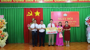 Ngày hội Đại đoàn kết toàn dân tộc tại khu phố 5, phường Phước Bình