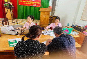 Hoạt động từ phiên giao dịch hàng tháng tại điểm giao dịch Phước Vĩnh, phường Phước Bình