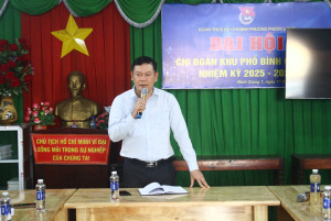Phó Bí thư, Chủ tịch UBND phường Phước Long thăm và làm việc với Ban điều hành khu phố Bình Giang I