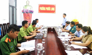 Đồng chí Nguyễn Khắc Hạnh – Phó Bí thư Đảng ủy, Chủ tịch UBND phường: Làm việc với Hạt kiểm lâm khu vực 8 tỉnh Đồng Nai