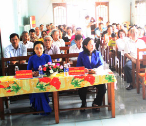 TỈNH ỦY VIÊN, BÍ THƯ PHƯỜNG PHƯỚC LONG DỰ NGÀY HỘI ĐOÀN KẾT TOÀN DÂN TỘC TẠI KHU PHỐ THÁC MƠ 3