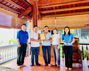 ỦY BAN MTTQ VIỆT NAM PHƯỜNG PHƯỚC LONG  TRAO TẶNG QUÀ TẾT NGUYÊN ĐÁN 2026