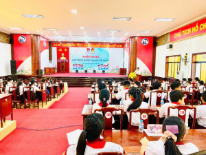 TUYÊN TRUYỀN LUẬT TRẺ EM, QUYỀN THAM GIA CỦA TRẺ EM VÀ RA MẮT CÂU LẠC BỘ TƯ VẤN, TRỢ GIÚP TRẺ EM PHƯỜNG PHƯỚC LONG