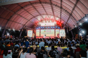 Lãnh đạo UBND phường Phước Long tham dự khai mạc Lễ hội Quả Điều Vàng thành phố Đồng Nai năm 2026