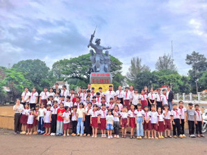 TRƯỜNG TIỂU HỌC KIM ĐỒNG TỔ CHỨC CHUYẾN THAM QUAN, TÌM HIỂU LỊCH SỬ TẠI CÁC DI TÍCH TRÊN ĐỊA BÀN PHƯỜNG PHƯỚC LONG