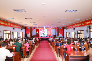 PHƯỜNG PHƯỚC LONG TỔ CHỨC HỘI NGHỊ THÔNG TIN THỜI SỰ VÀ NÓI CHUYỆN CHUYÊN ĐỀ QUÝ II NĂM 2026