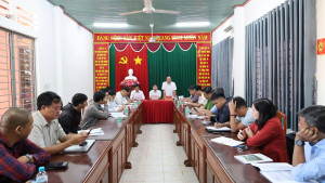 UBND XÃ NGHĨA TRUNG TỔ CHỨC BUỔI LÀM VIỆC TRIỂN KHAI DỰ ÁN BAUXITE