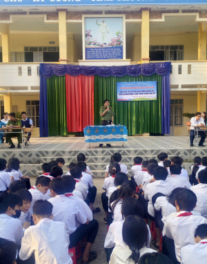 CÔNG AN XÃ PHƯỚC SƠN ĐẨY MẠNH TUYÊN TRUYỀN, PHỔ BIẾN GIÁO DỤC PHÁP LUẬT TRONG NHÂN DÂN