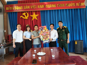 XUÂN VỀ TRÊN TỪNG NẺO – ĐOÀN CÔNG TÁC XÃ PHƯỚC SƠN THĂM, CHÚC TẾT CÁC THÔN, TRƯỜNG HỌC VÀ CÁC ĐỒNG CHÍ NGUYÊN LÃNH ĐẠO