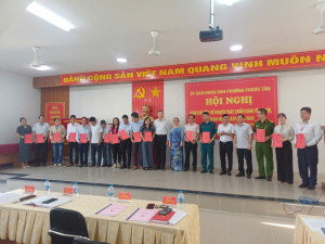 UBND phường Phước Tân tổ chức Hội nghị giao chỉ tiêu kế...