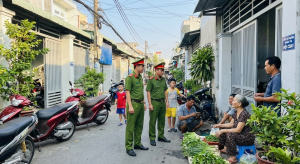 LỊCH LÀM VIỆC CỦA CẢNH SÁT KHU VỰC TẠI KHU PHỐ