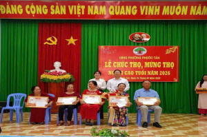 KHU PHỐ VƯỜN DỪA TỔ CHỨC LỄ CHÚC THỌ, MỪNG THỌ 61 CỤ CAO TUỔI NHÂN DỊP ĐẦU XUÂN 2026