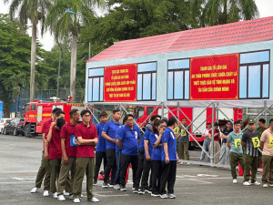 Hội thi nghiệp vụ chữa cháy và cứu nạn, cứu hộ của "Tổ liên gia an toàn PCCC" năm 2026
